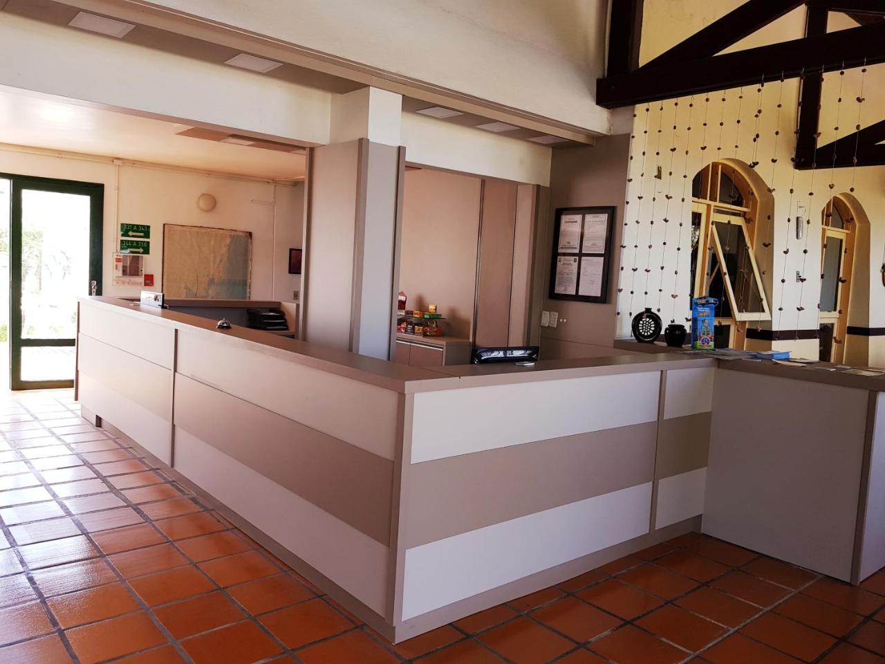 אימביטובה Hotel Pousada Henrique Lage מראה חיצוני תמונה